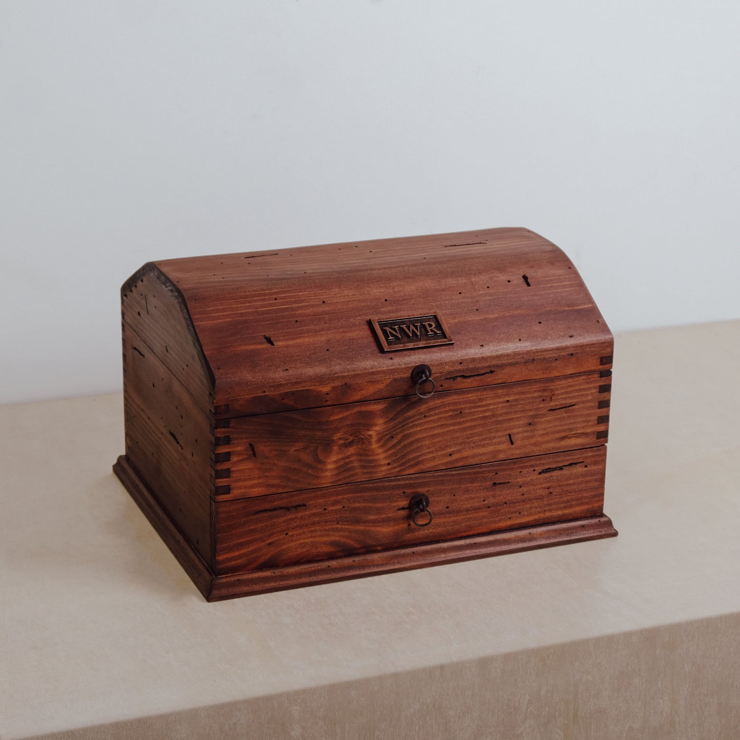 Curved Watch Box for 8 Watches with Drawer - Deferichs