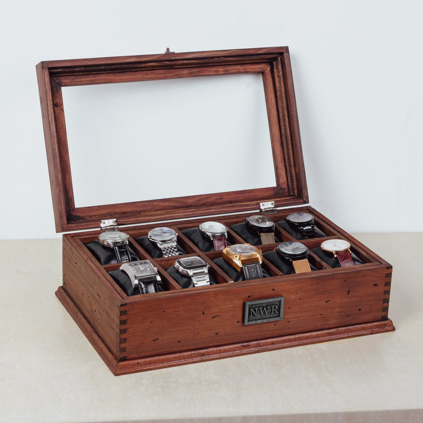 Watch Box for 10 Watches with a Secret Compartment. - Deferichs