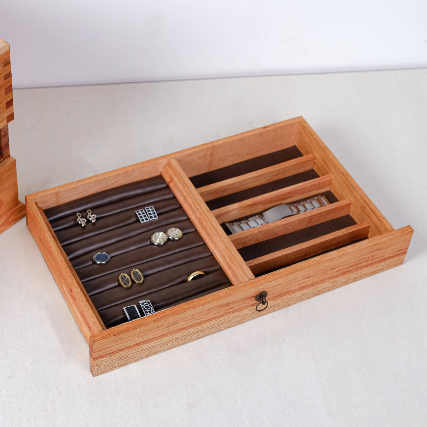 Large Cedar Watch Box for 20 Watches - Deferichs