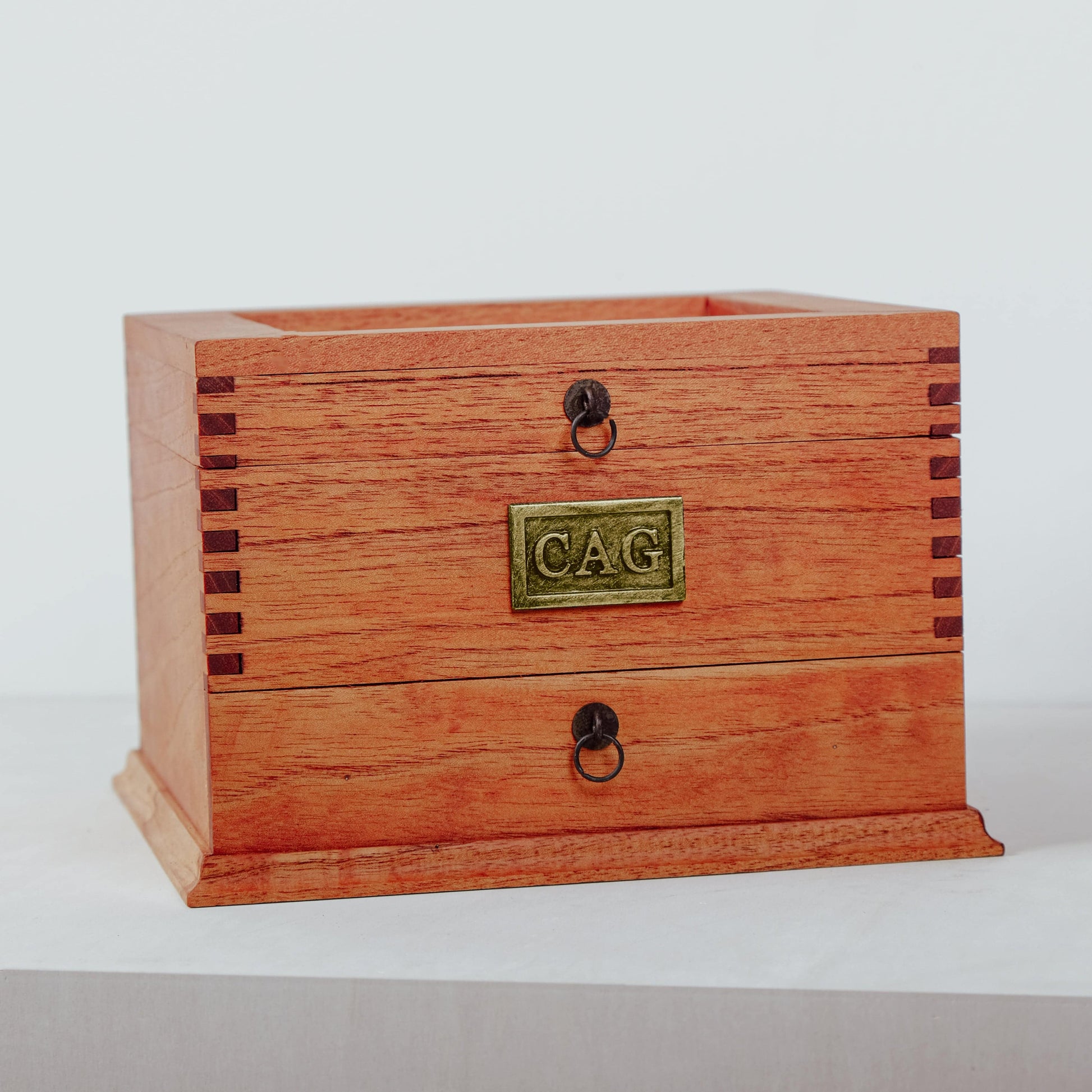 Cedar Watch Box for 6 Watches with Drawer - Deferichs