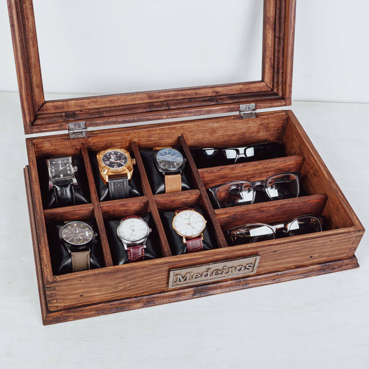 Watch Box and Sunglasses. No. 6-3 - Deferichs