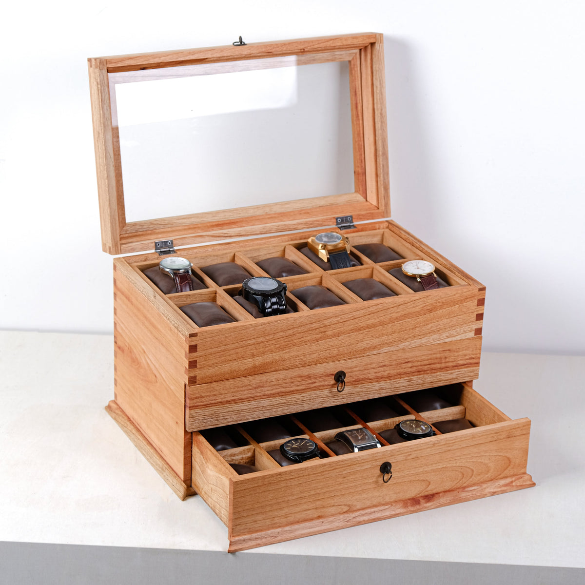 Cedar Wood Watch Boxes - Deferichs
