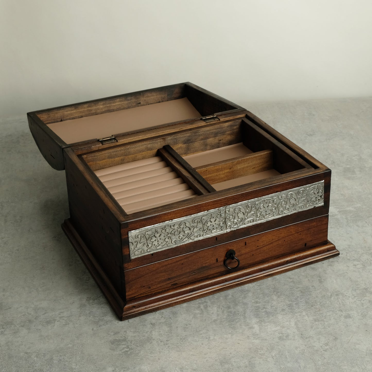 Personalized Curved Jewelry Box