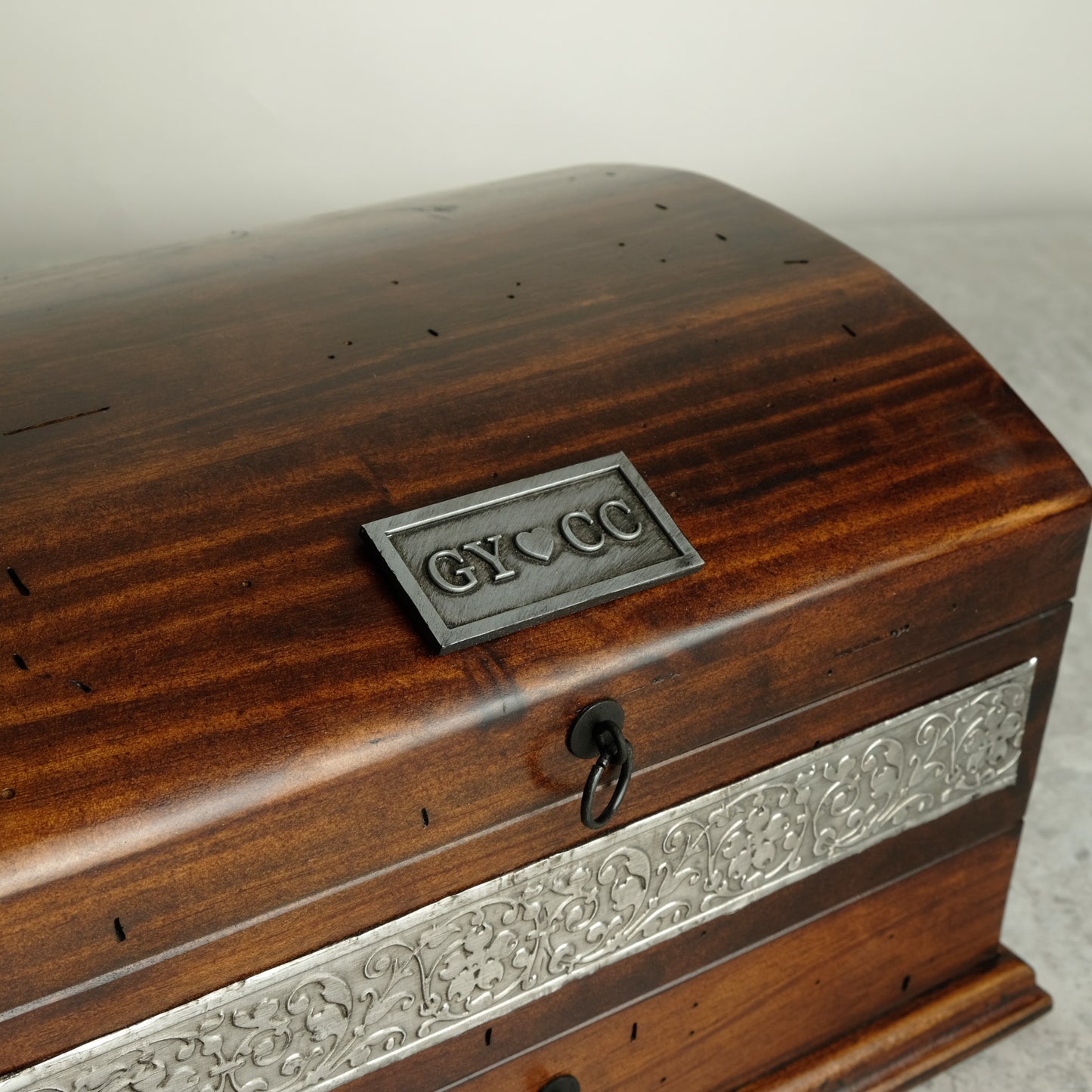 Personalized Curved Jewelry Box
