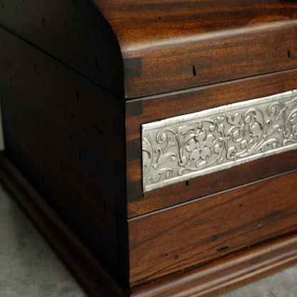 Personalized Curved Jewelry Box