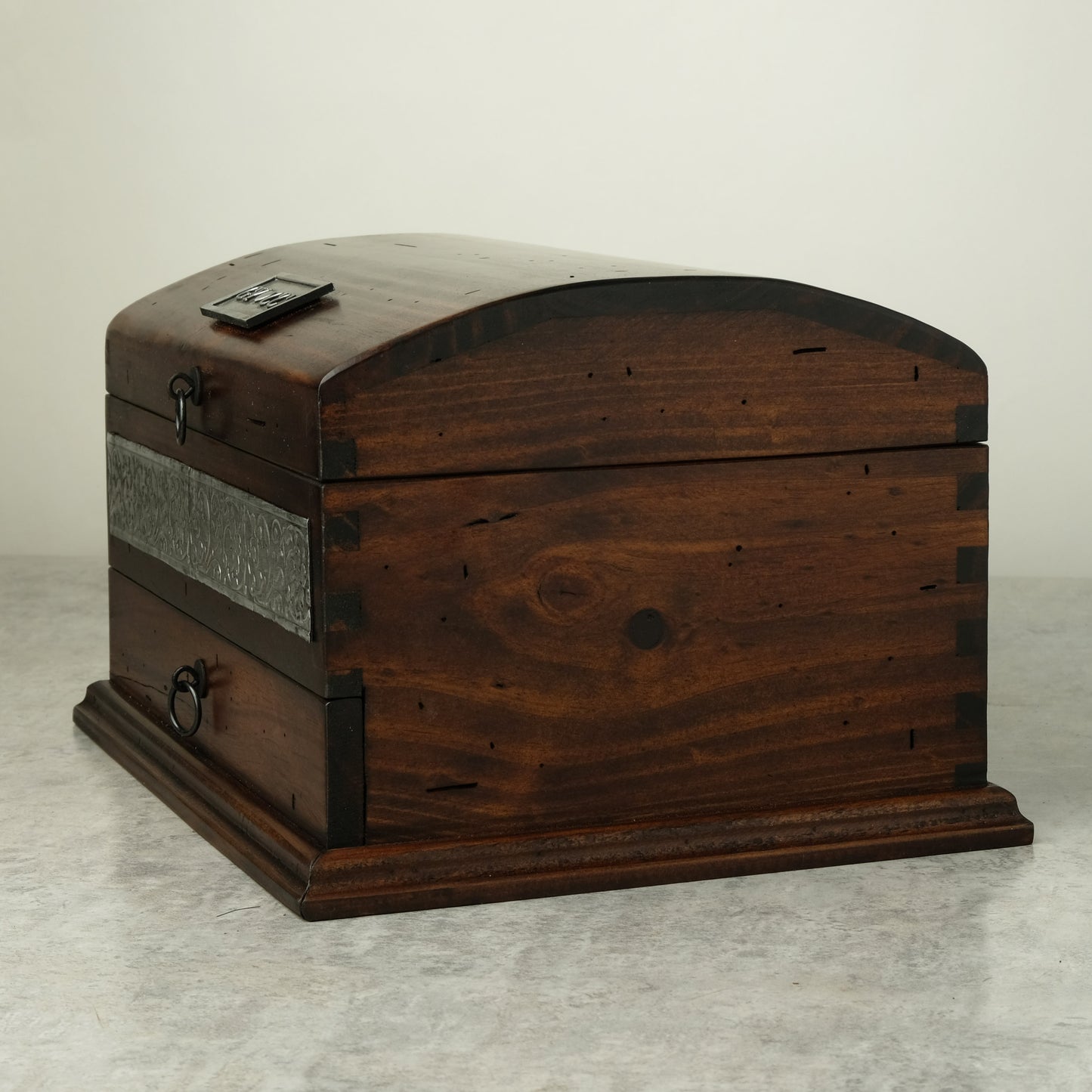 Personalized Curved Jewelry Box