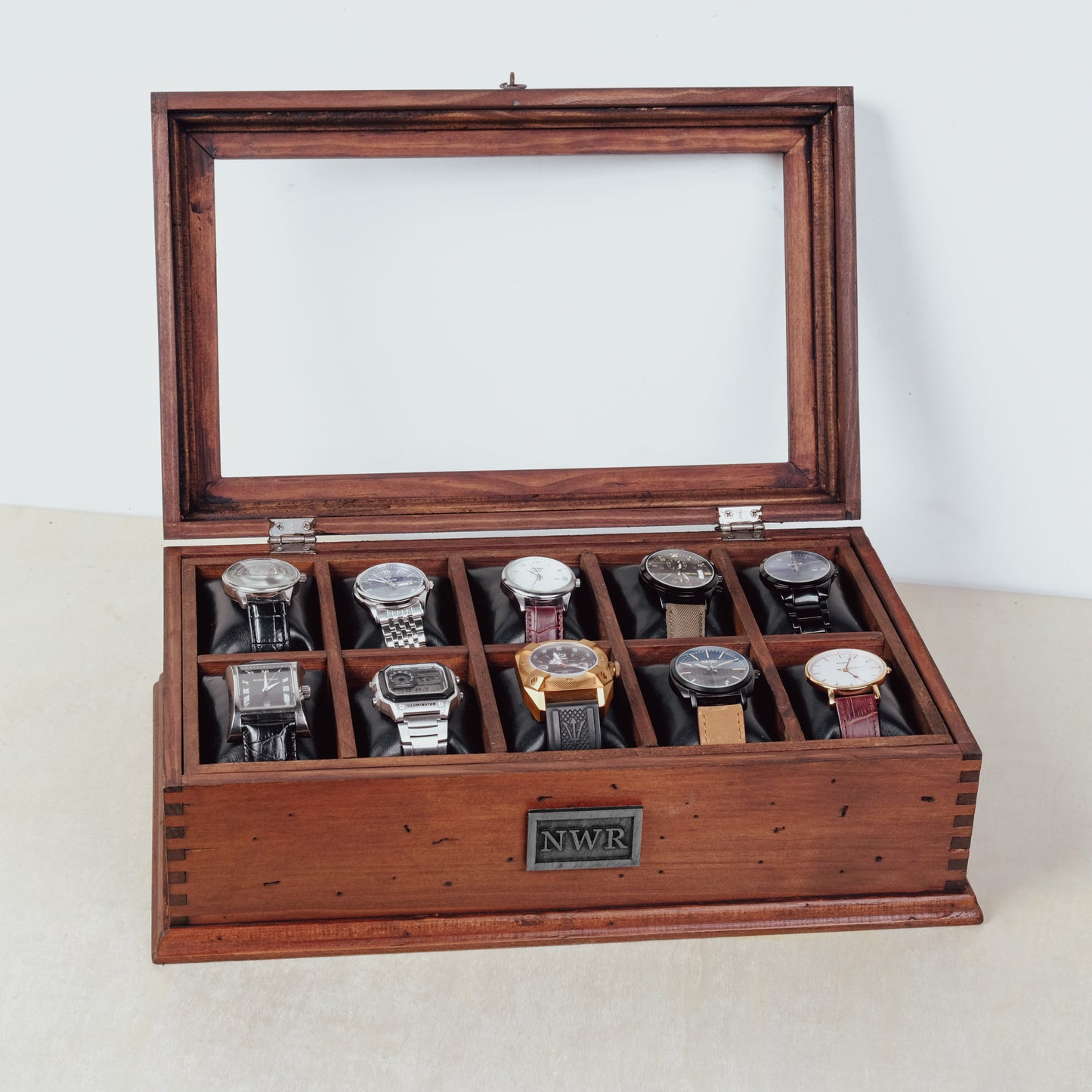Watch Box for 10 Watches with a Secret Compartment. - Deferichs