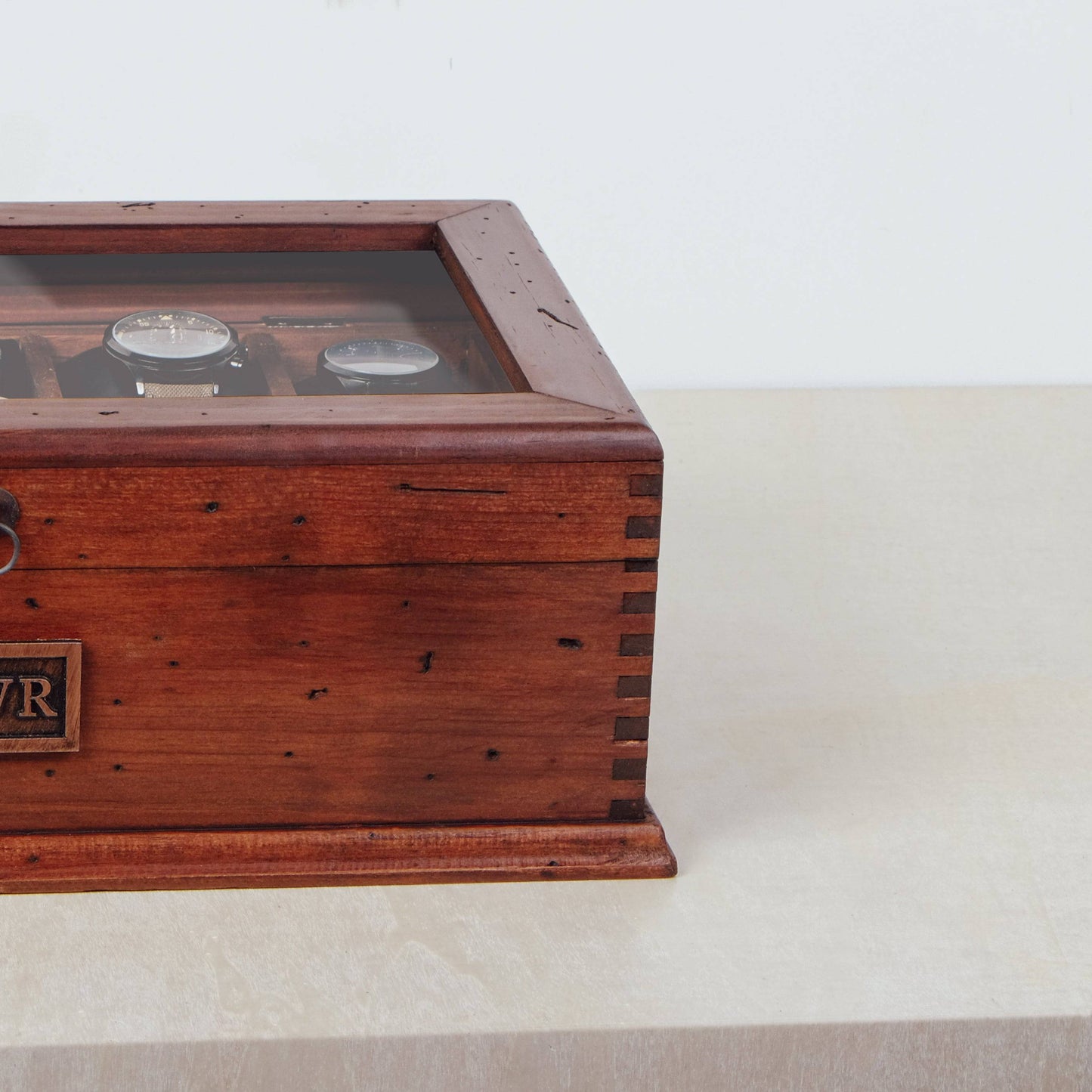 Watch Box for 10 Watches with a Secret Compartment. - Deferichs