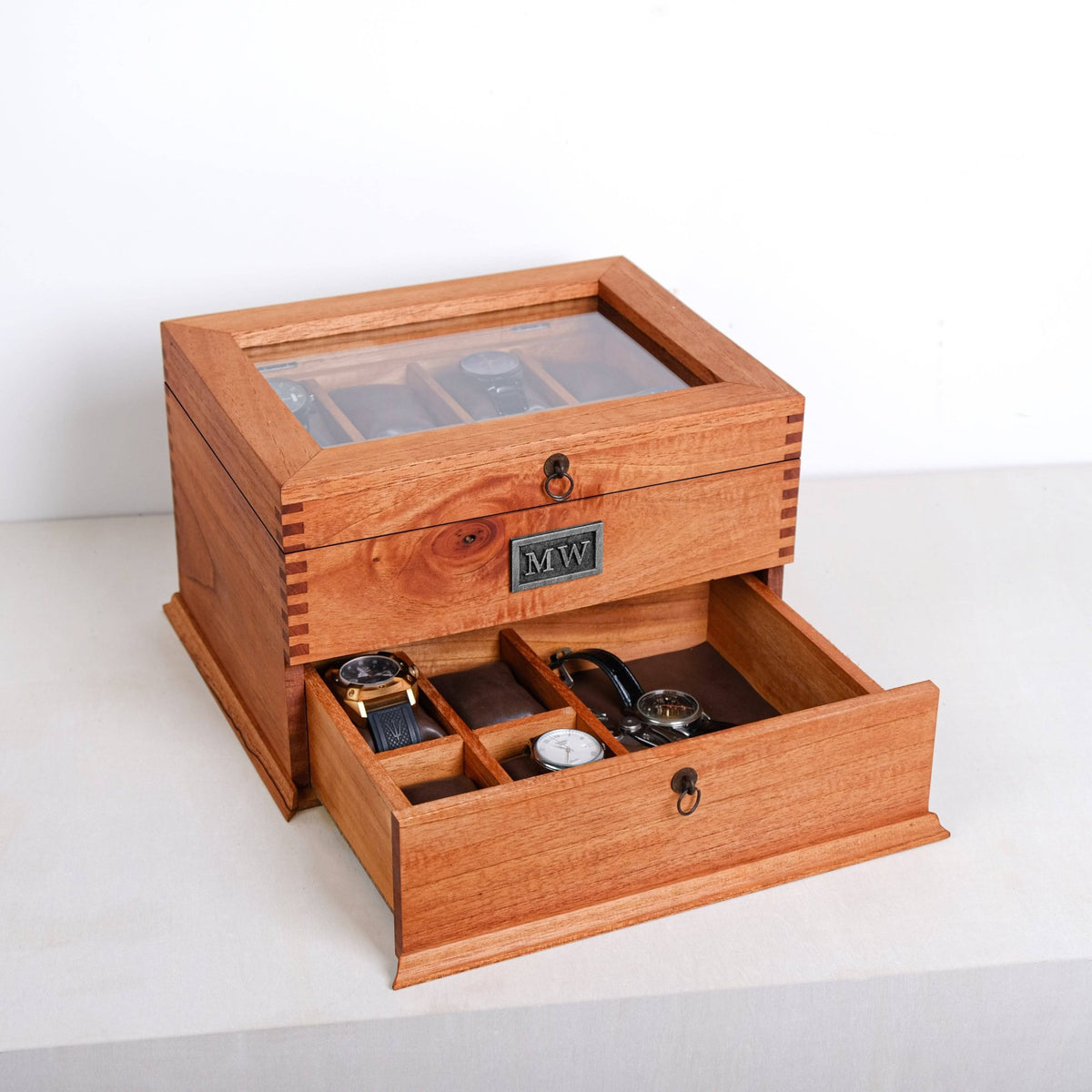 Personalized Watch Box for 12 Watches - Solid Cedar Wood - Deferichs