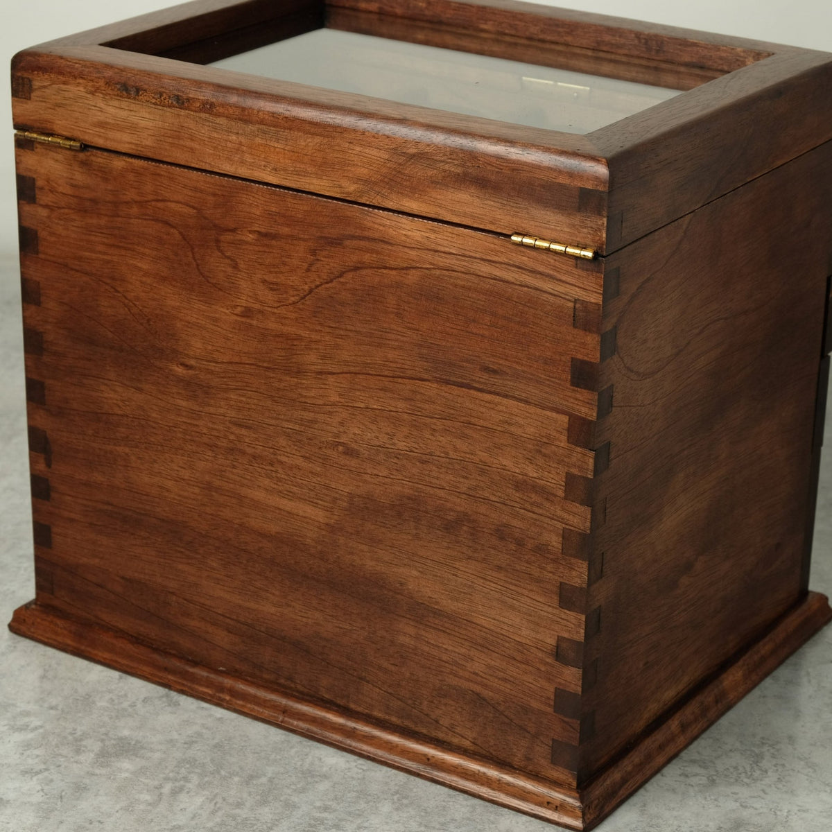 Premium Watch Box for 16 Watches with 3 Drawers and Lock | Hardwood - Deferichs