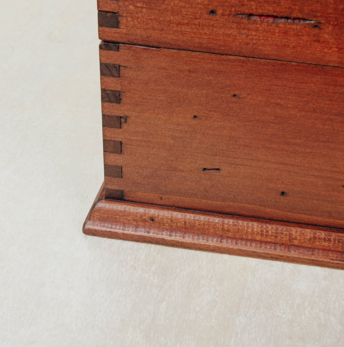 Watch Box for 10 Watches with a Secret Compartment. - Deferichs