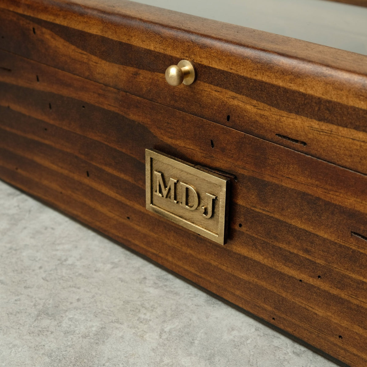 Watch Box for 10 Watches with Secret Compartment - Brass - Modern - Deferichs
