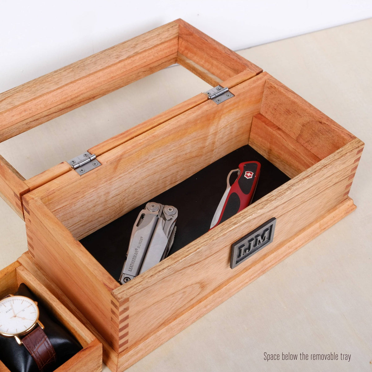 Watch Box for 4 Watches - Solid Cedar Wood - Deferichs